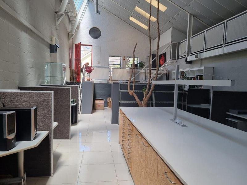 To Let commercial Property for Rent in Mowbray Western Cape